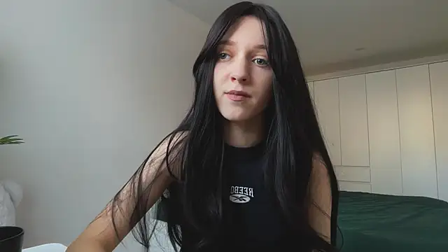 monnymoon online show from October 4, 8:42 am