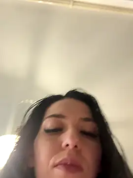 Aillineee1 online show from October 24, 10:11 am