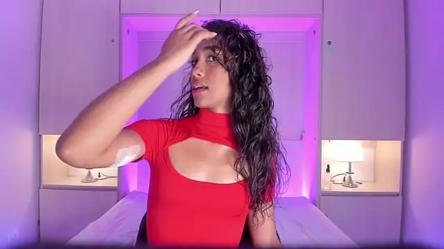 AnahiCollins online show from March 19, 2:54 pm