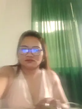 NestleGirl22 online show from October 21, 2:15 am