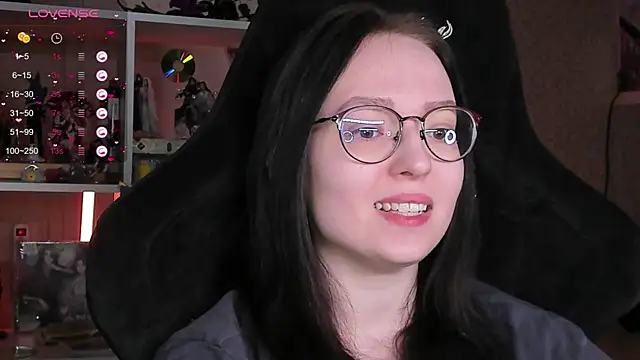 power robynn online show from March 29, 4:50 pm