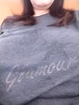 sexyguenda online show from October 5, 8:30 am