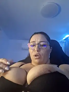 miss Lia13 online show from November 3, 12:31 pm