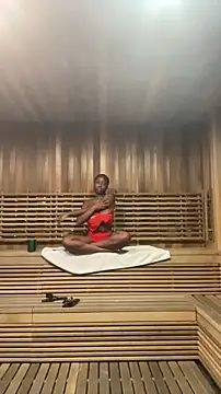 tia   fox online show from November 9, 11:28 am