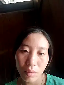 pham-xinh01 online show from October 3, 7:46 am