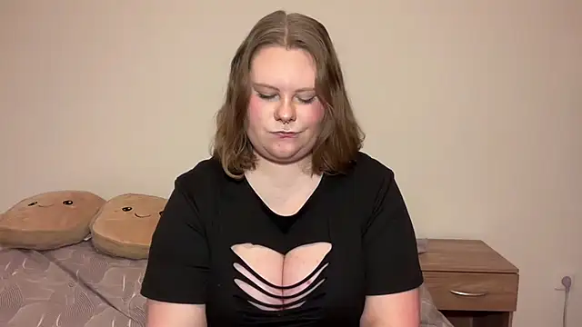 BriannaFlirty online show from December 19, 7:22 am