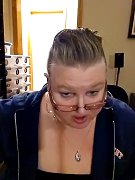 Budd Bunney online show from November 12, 2:31 am