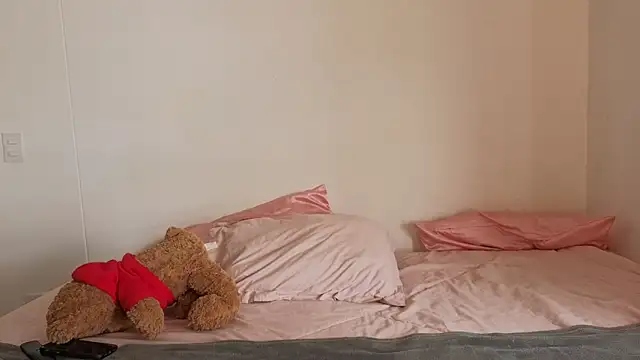 peach heart online show from November 24, 3:25 pm