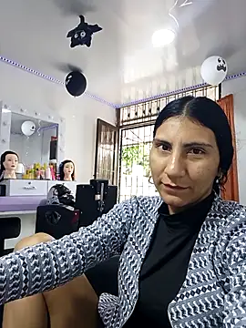 Lucyfoox online show from October 8, 1:48 pm