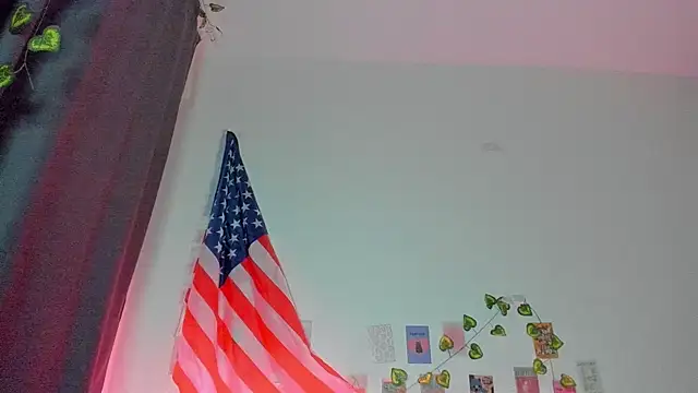 sashadeliii online show from April 2, 4:59 pm