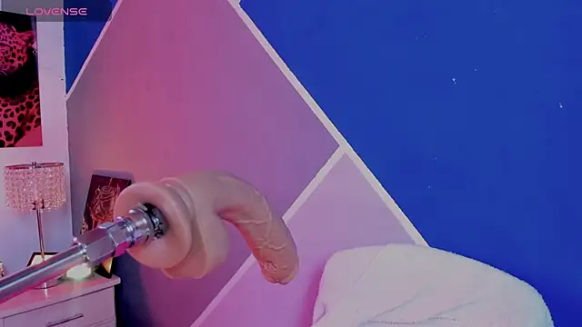 susi hot13 online show from October 14, 8:55 pm