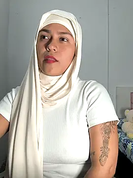 Nadia hasbun online show from October 4, 5:28 pm