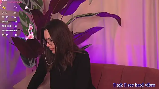 cherryy ladyy online show from November 11, 9:50 am