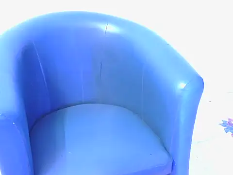 shiny-krisha online show from October 18, 10:51 am