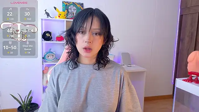 Sallie Doll online show from October 4, 1:28 pm