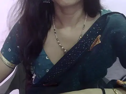 Laila Cute online show from May 1, 3:43 am
