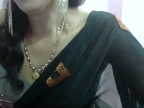 Laila Cute online show from July 15, 3:28 pm