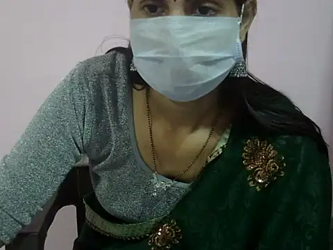 Laila Cute online show from January 12, 2:11 pm