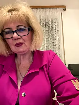 BoloshkaBlonda online show from November 28, 7:39 pm