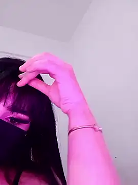 hot inaas online show from January 13, 1:11 am