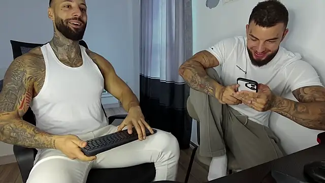 MasculineGuy99 online show from October 14, 6:49 am