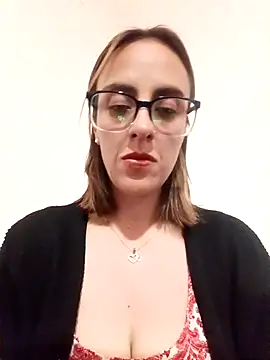 Jade 1-9 online show from October 10, 7:19 pm