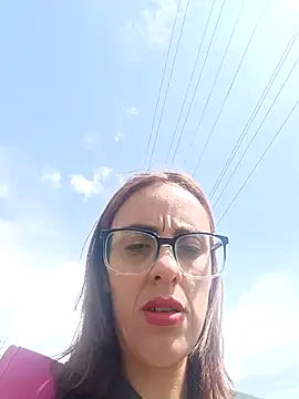 Jade 1-9 online show from November 10, 6:25 pm