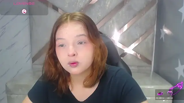 mia foster t online show from April 11, 1:04 pm