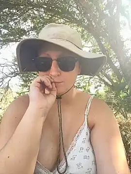 allnaturalmermaid online show from January 5, 6:00 pm