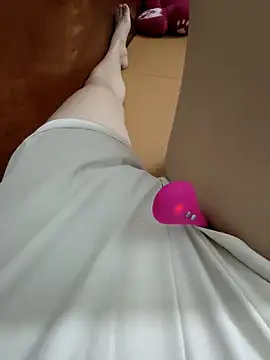 Lili 2love online show from December 20, 12:53 pm