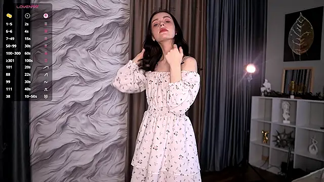 ElizabethMilller  online show from February 15, 9:58 pm