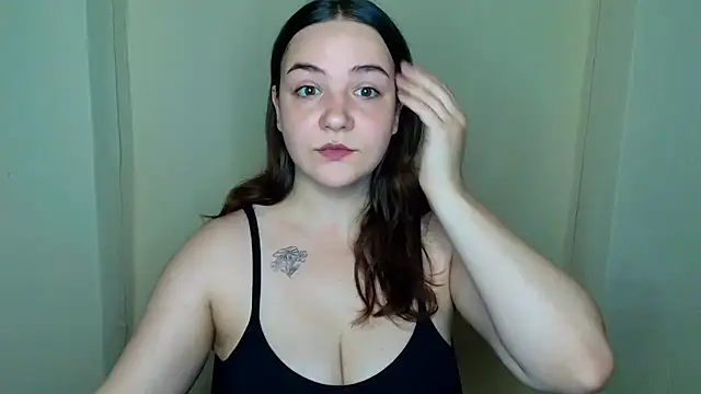 OliviaMontgommery online show from July 5, 2:29 am