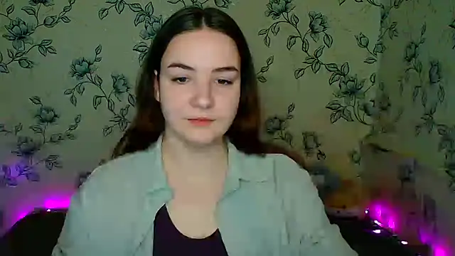 OliviaMontgommery online show from April 22, 12:57 pm