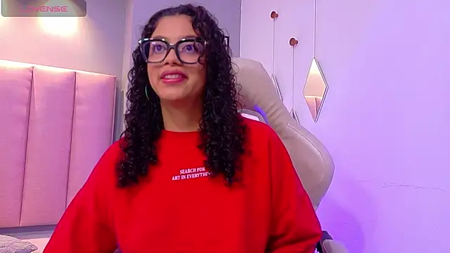 CamilaLevy online show from November 29, 12:42 pm