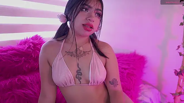 emma soffia online show from October 15, 6:54 pm