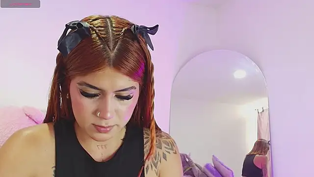 SoofiKiss online show from March 28, 9:24 pm