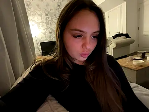 EllaStarrxxx online show from October 25, 12:07 am