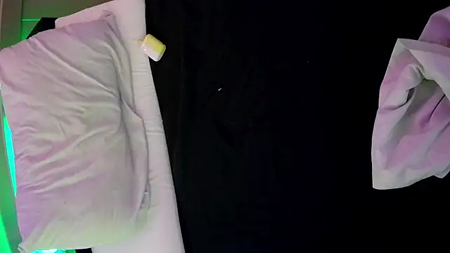 Moonless Joy online show from April 11, 6:30 am