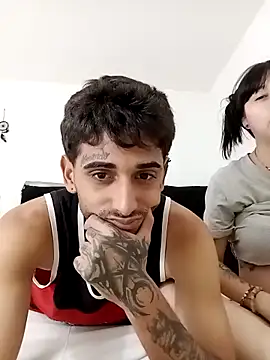 sombralovers online show from April 11, 3:27 pm