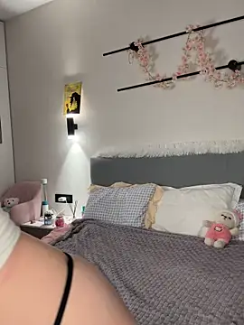 JenniferLouns online show from November 22, 3:04 pm