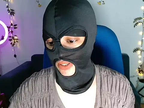 elza laana online show from October 3, 5:51 pm