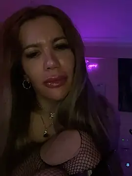 LyraEva online show from August 4, 8:09 am