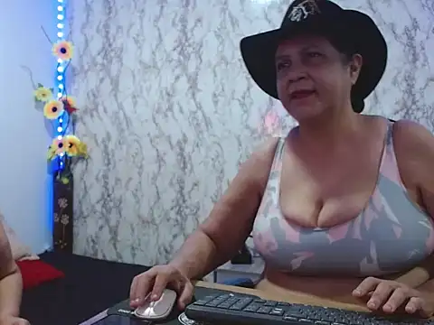 DannaLanegra2 online show from November 23, 5:25 pm