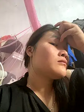 Beautiful-light22 online show from October 14, 4:37 am