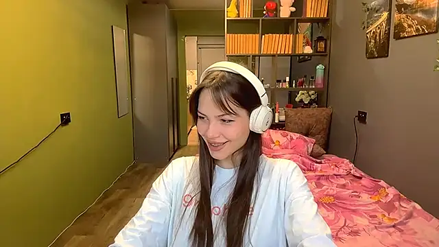 MysticAlisa online show from October 8, 10:08 am