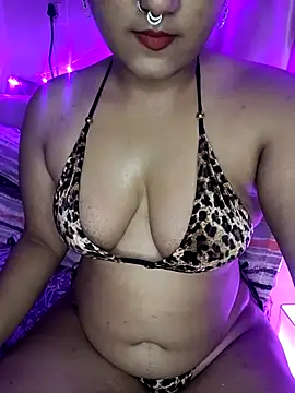 Curvy Navya online show from October 20, 9:07 pm