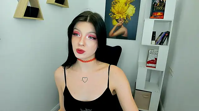 RoxyHopper online show from November 12, 4:43 am