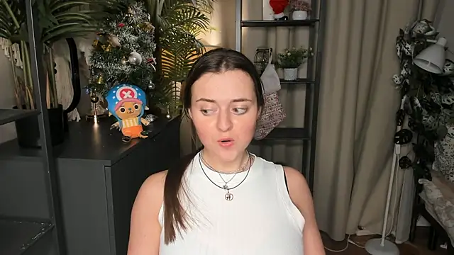 ThelmaJusto online show from January 18, 3:52 pm