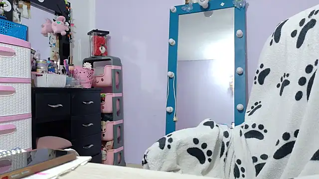 KOREN JALAA online show from March 25, 9:50 pm