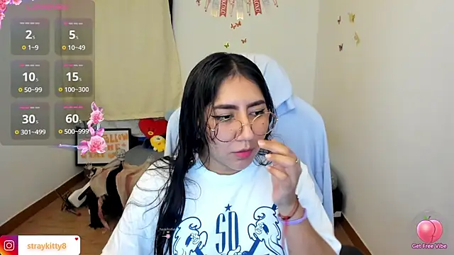 LoveLyy- online show from October 16, 9:17 pm